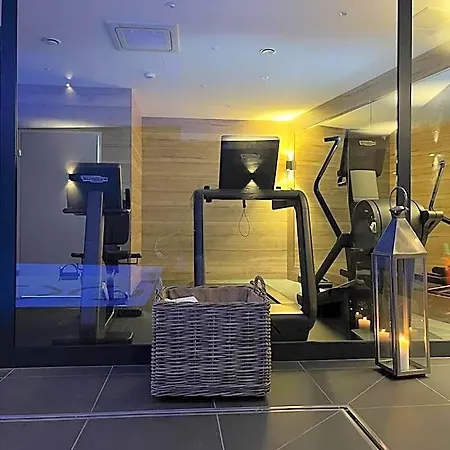Hotel Okra & 3*